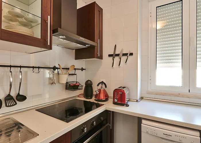 The Back Yard Nest * Lisboa