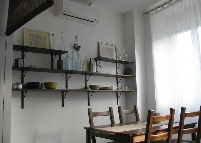 Διαμέρισμα The Back Yard Nest *