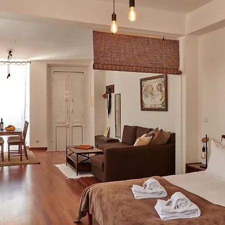 公寓 后院内丝特公寓 *